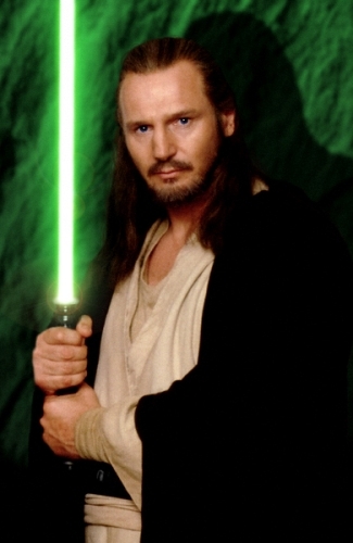 《星战前传一》俄罗斯版海报 尤达导师也卖萌