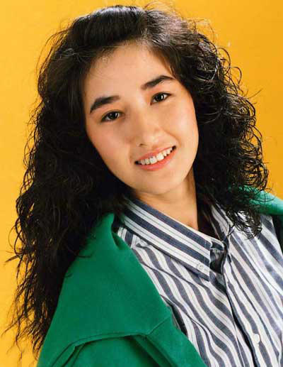  关咏荷 人物照片