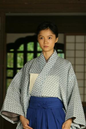 <em>女扮男</em> <em>反串</em>的帅气 盘点控 电影