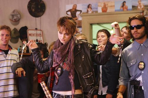 图片标题:多米诺剧照#13