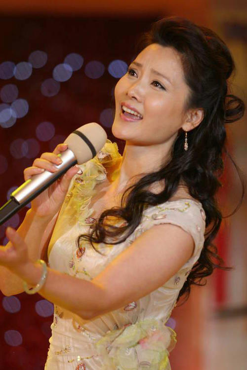 何赛飞 saifei he 生活照 #01