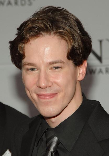 小约翰·加拉赫 john gallagher jr. 生活照 #04