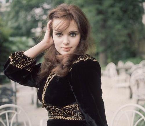 玛德琳·史密斯 madeline smith 写真#07