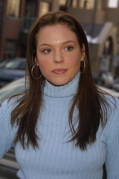 艾格尼丝·布鲁根 agnes bruckner 生活照 #15