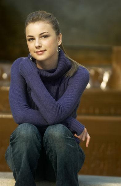 艾米丽·万凯普 emily vancamp 写真 #36