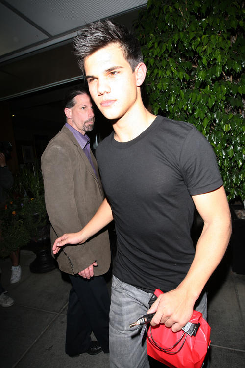 泰勒·洛特納 taylor lautner 生活照 #35