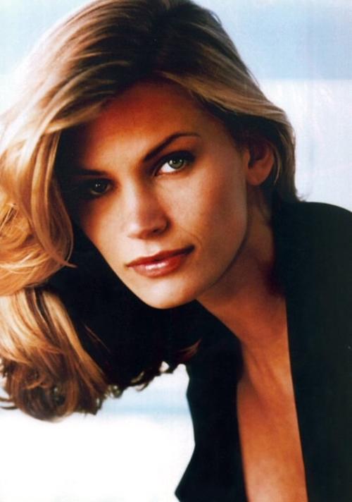 娜塔莎·亨斯屈奇 natasha henstridge 写真#81